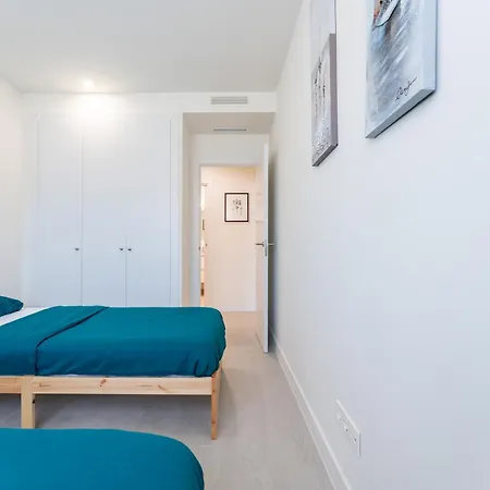 Ct 414 - Faro's Casares Coast * Εστεπόνα